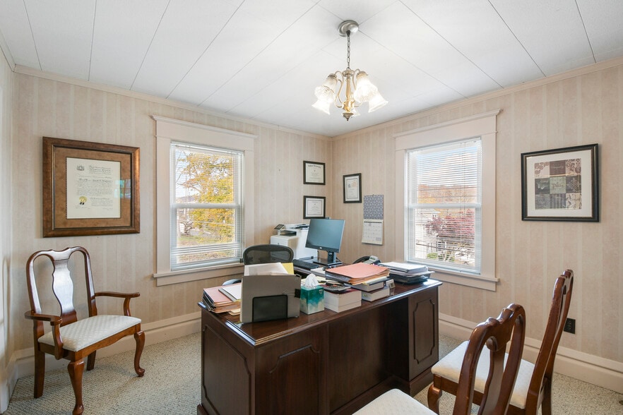 More Photos Of 105 Gleneida Ave, Carmel Office For Sale