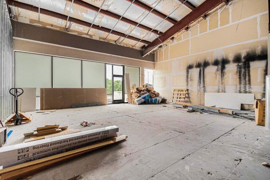 More Photos Of 1751 Madison Ave, Council Bluffs Unknown For Lease