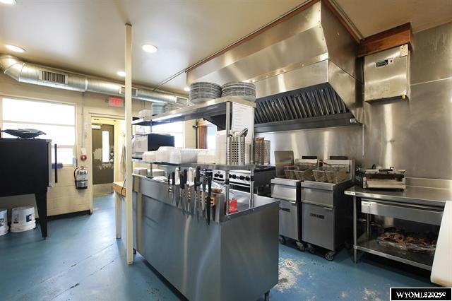 More Photos Of 632 Cy Ave, Casper Restaurant For Sale