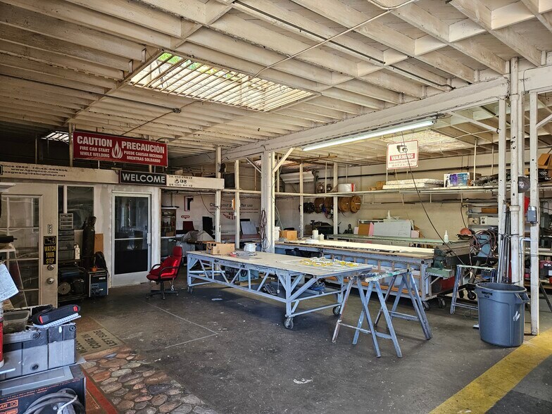 More Photos Of 4922 S Figueroa St, Los Angeles Storefront For Sale