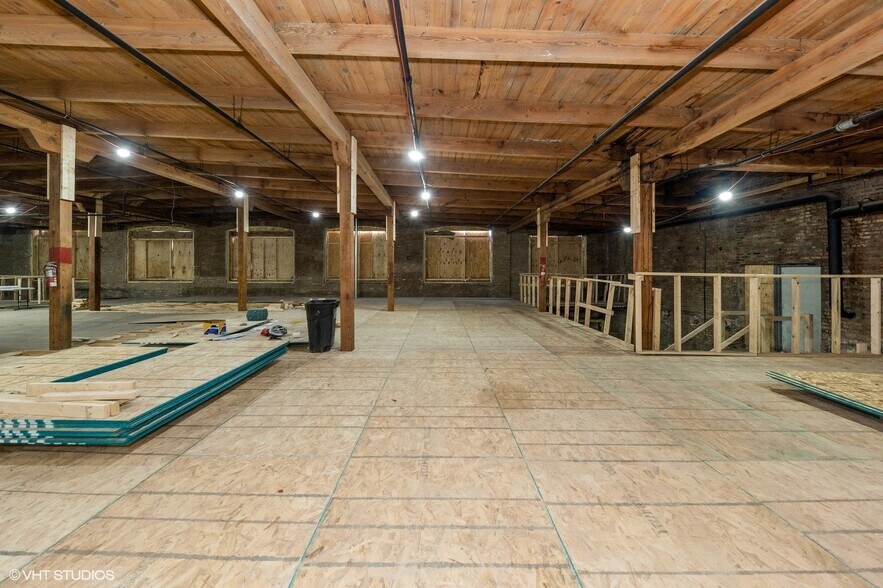 More Photos Of 2415 W 24th Pl, Chicago Warehouse For Sale