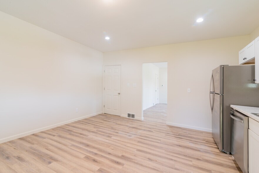 More Photos Of 506 E Marion St, Shelby Apartments For Sale