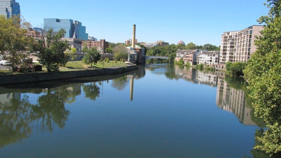 More Photos Of 1601 N Jessup St, Wilmington Manufacturing For Sale