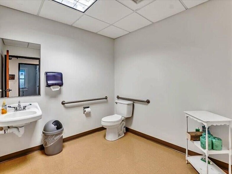 More Photos Of 6 Country Club Rd, West Oneonta Office For Sale