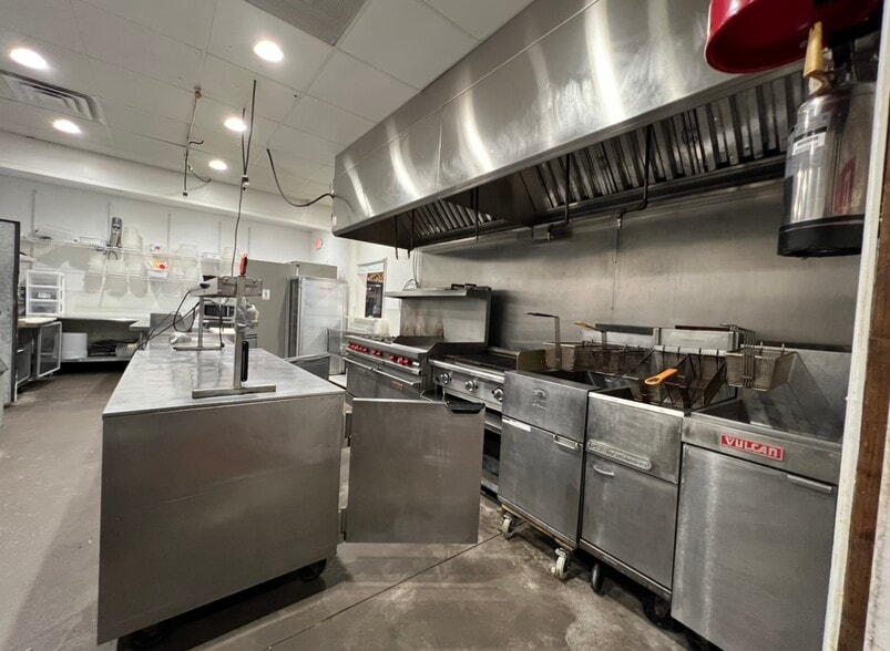 More Photos Of 8291 Savannah Hwy Hwy, Norway Restaurant For Sale