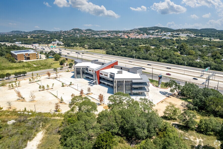 More Photos Of 20327 W Interstate 10, San Antonio Office For Lease