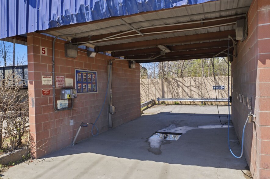 More Photos Of 8219 Broadway Ave, Cleveland Carwash For Sale