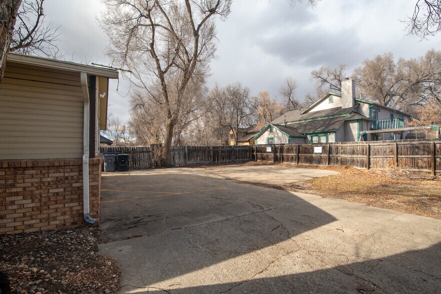More Photos Of 146 E Saint Clair Ave, Longmont Apartments For Sale