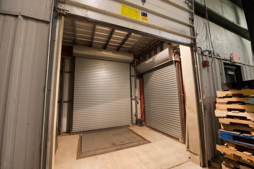 More Photos Of 6141 Avery Rd, Dublin Warehouse For Sale