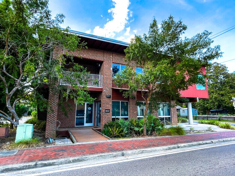 More Photos Of 802 NW 5th Ave, Gainesville Office For Lease