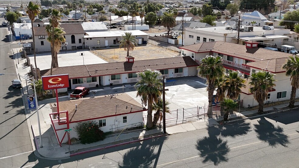 More Photos Of 625 W Broadway St, Needles Hotel For Sale