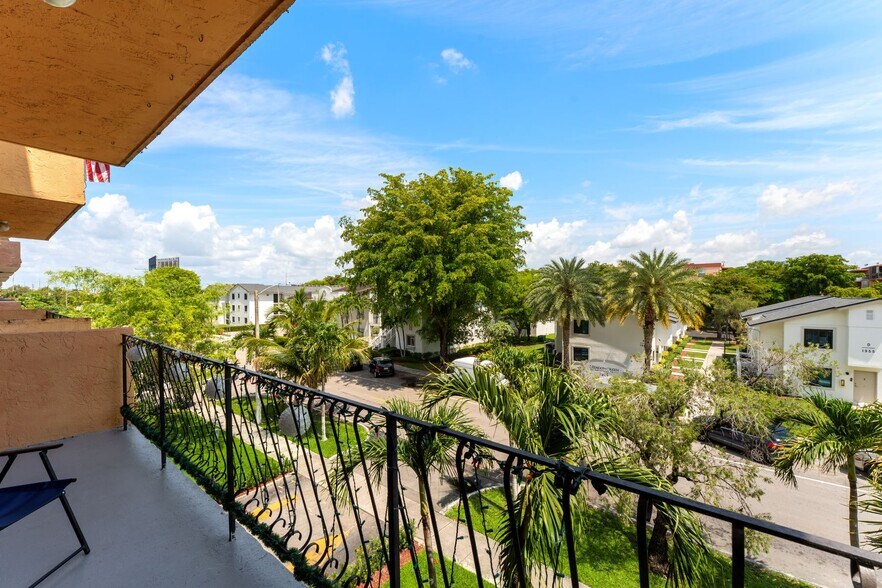 More Photos Of , Hialeah Multifamily For Sale