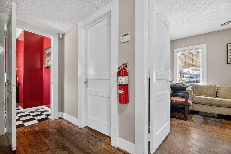 More Photos Of 104 McCullars Ln, Oxford General Retail For Sale