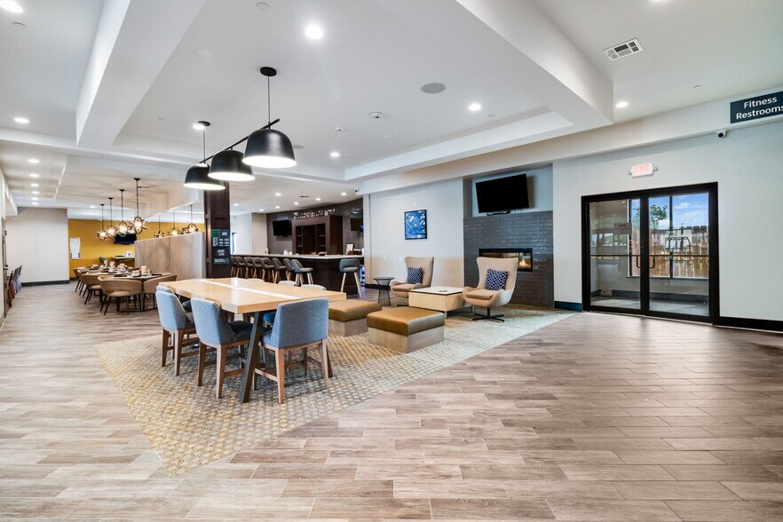 More Photos Of 1800 Martin Luther King Blvd, Houma Hotel For Sale