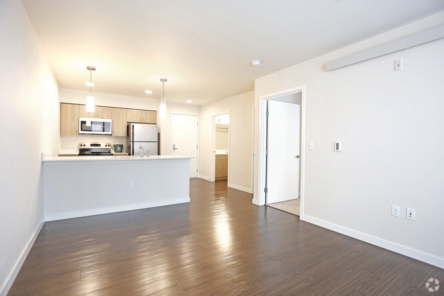 More Photos Of 13280 Linden Ave N, Seattle Apartments For Lease