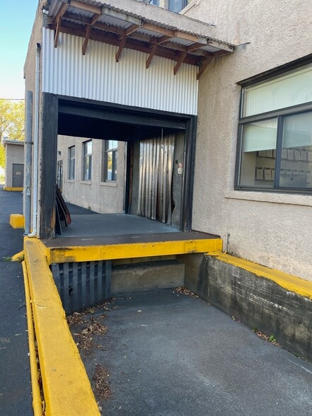 More Photos Of 1 W Forest Ave, Englewood Flex For Sale