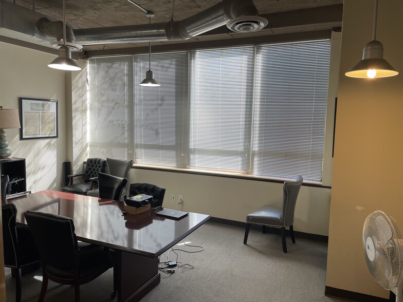 More Photos Of 1450 W Peachtree St NW, Atlanta Office For Sale