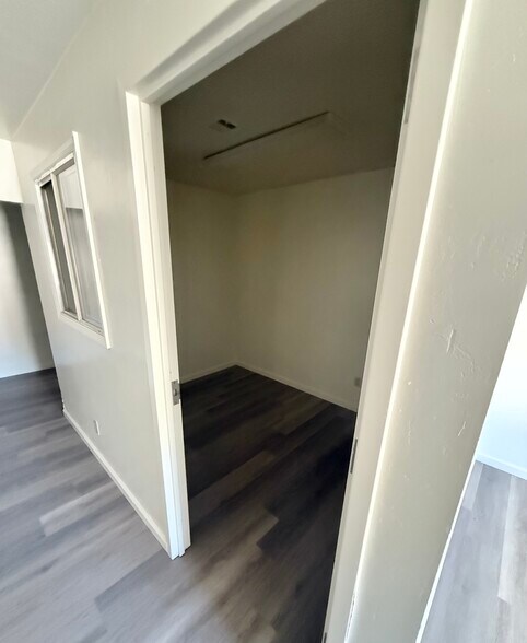 More Photos Of 13272 E Central Ave, Mayer General Retail For Lease