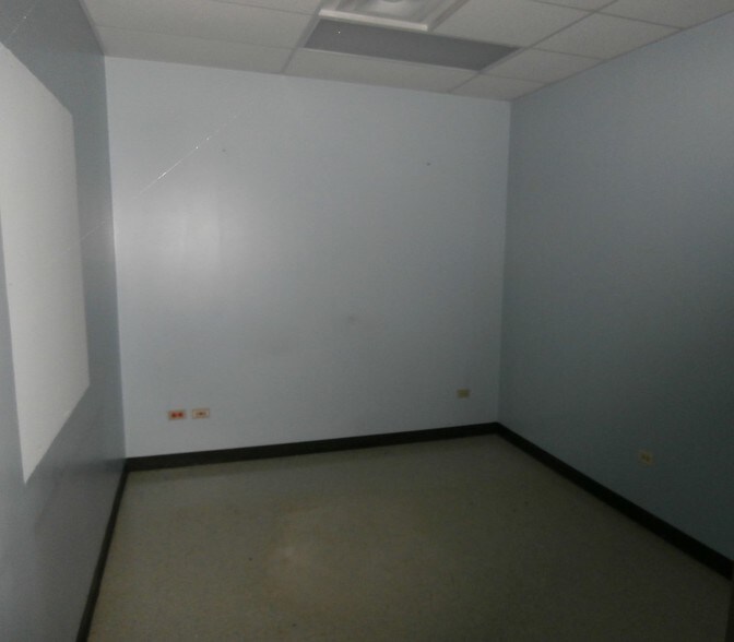 More Photos Of 3250-3270 Lincoln Hwy, Park Forest Freestanding For Sale