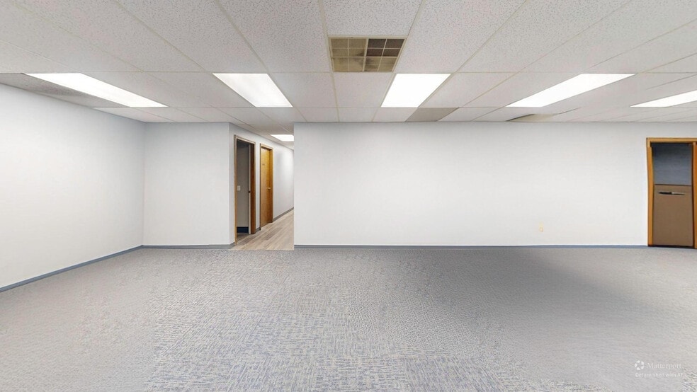 More Photos Of 7007 Trafalgar St, Fort Wayne Light Manufacturing For Lease
