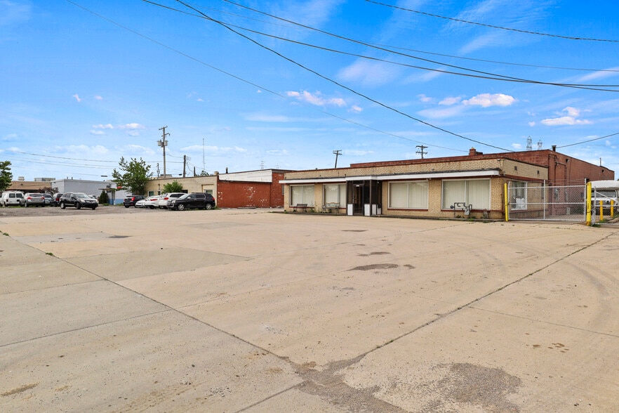 More Photos Of 30150 Lakeland Blvd, Wickliffe Warehouse For Sale