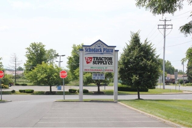 More Photos Of 1649 Columbia Tpke, Castleton On Hudson Freestanding For Lease