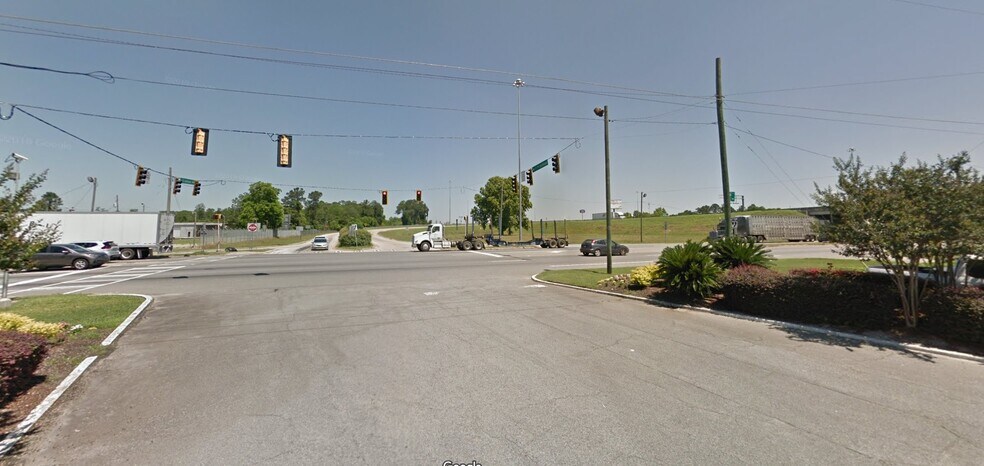 More Photos Of 2103 W Hill Ave, Valdosta Land For Sale