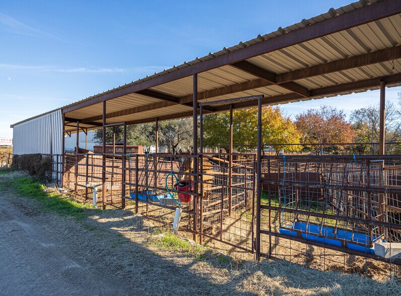 More Photos Of 6407 S US Highway 377, Stephenville Land For Sale