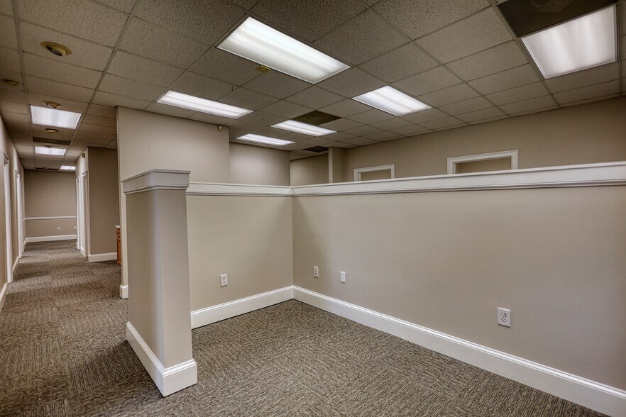 More Photos Of 1229 Royal Dr, Conyers Office For Sale