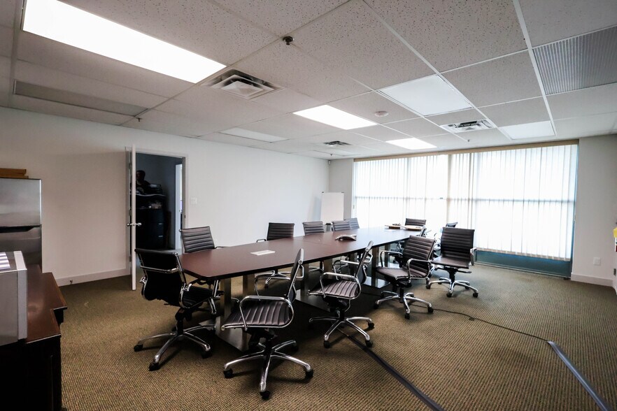 More Photos Of 26620 56 Ave, Langley Twp Warehouse For Sale