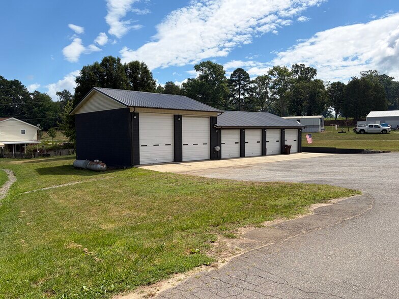 More Photos Of 8587 Sparrow Trl, Connelly Springs Contractor Storage Yard For Sale