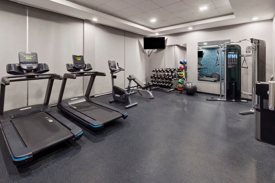 More Photos Of 3470 Joe Battle Blvd, El Paso Hotel For Sale