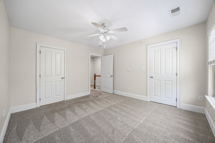 More Photos Of 5306-5320 Park Rd, Charlotte Apartments For Sale
