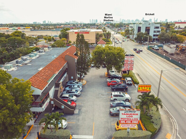 More Photos Of 3939 NW 7th St, Miami Storefront Retail Office For Sale