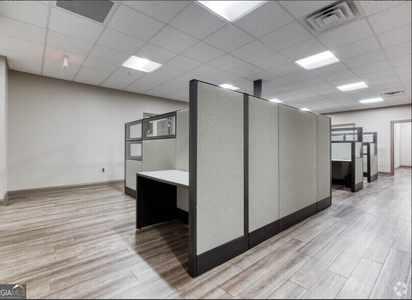 More Photos Of 1958 Youth Monroe Rd, Monroe Medical For Sale