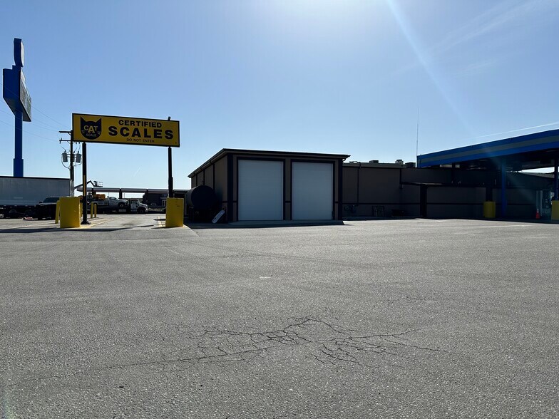 More Photos Of 3851 119th Hwy, Longmont Service Station For Sale
