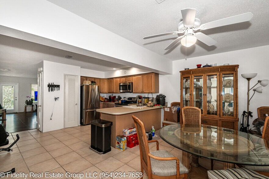 More Photos Of 1425 Ne 55th St, Fort Lauderdale Specialty For Sale