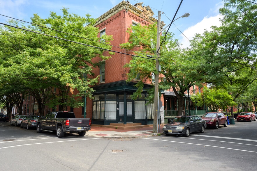 Primary Photo Of 601 Berkley St, Camden Apartments For Sale
