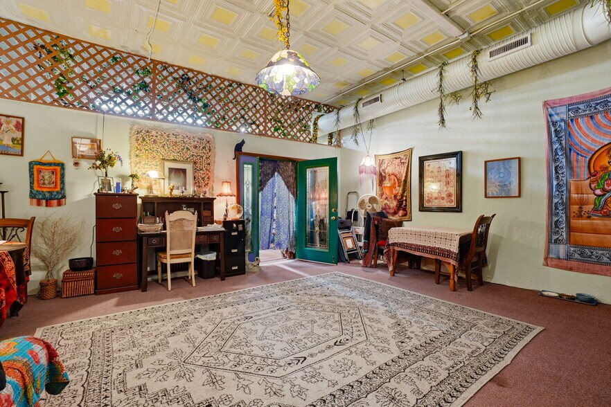 More Photos Of 4126 E Erie St, Willoughby Office For Sale