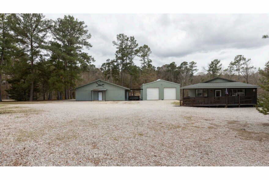 More Photos Of 861 Texas 19, Huntsville Industrial For Sale