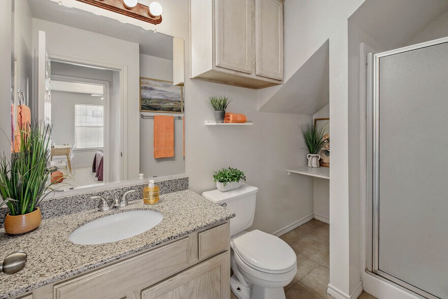 More Photos Of 1128-1136 Gridiron Drive, College Station Apartments For Sale