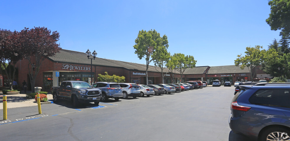 Primary Photo Of 433 Market Pl, San Ramon Unknown For Lease