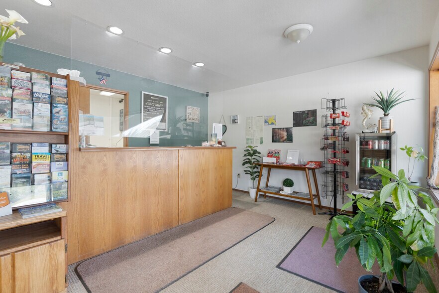 More Photos Of 1455 US Highway 101 S, Crescent City Hotel For Sale