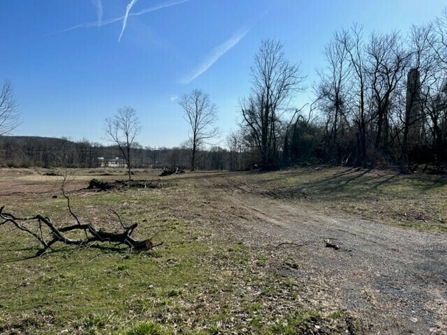 More Photos Of 296 Poplar Neck Rd, Birdsboro Industrial For Sale