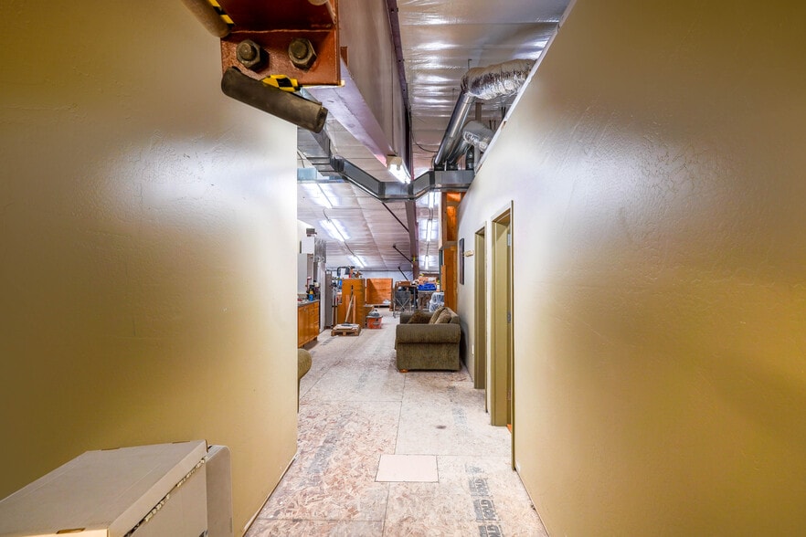 More Photos Of 105 Rocky Cliff Ln, Kalispell Industrial For Sale