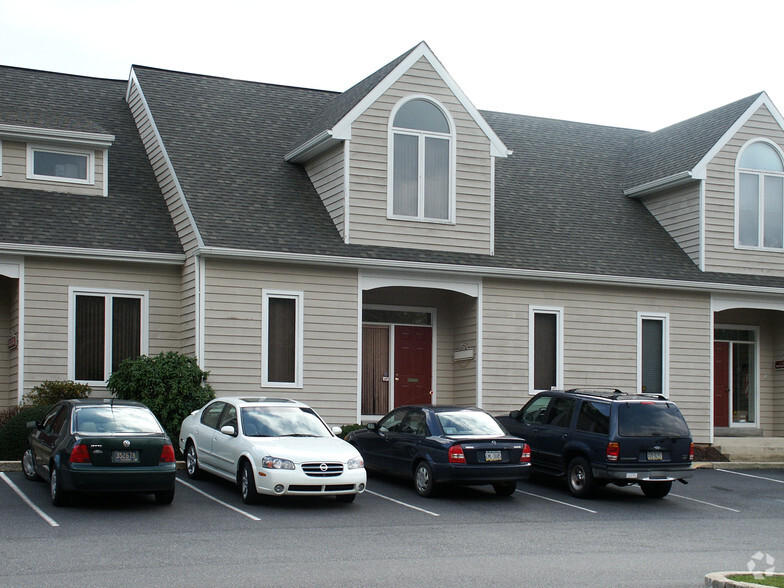 Primary Photo Of 124 Commons Ct, Chadds Ford Office For Lease