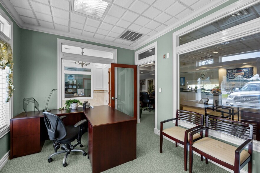 More Photos Of 8468 Caratoke Hwy, Powells Point Bank For Lease