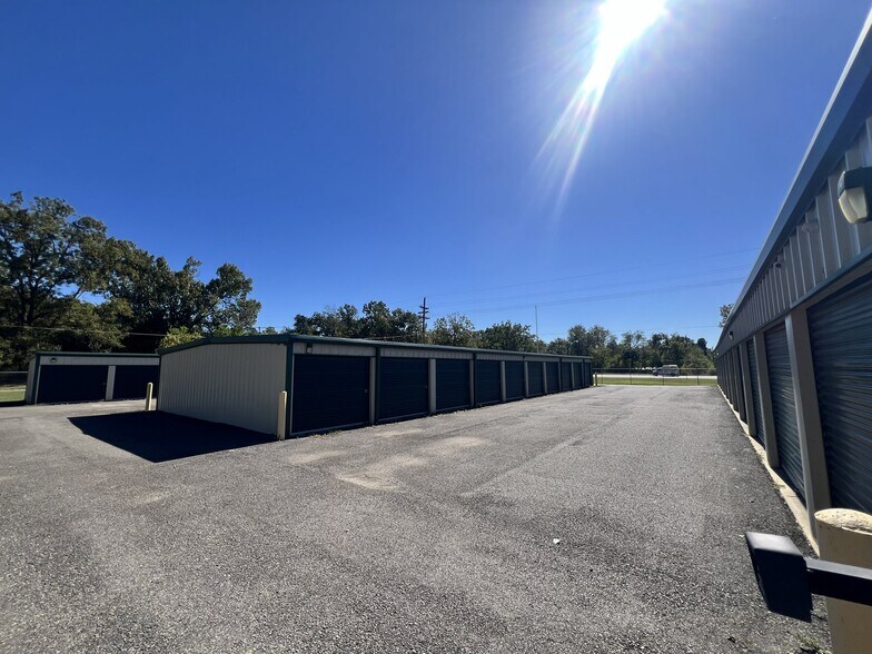 More Photos Of 408 Keith st, Kennard Specialty For Sale