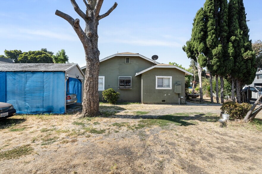 More Photos Of 2340 Cooley Ave, East Palo Alto Land For Sale