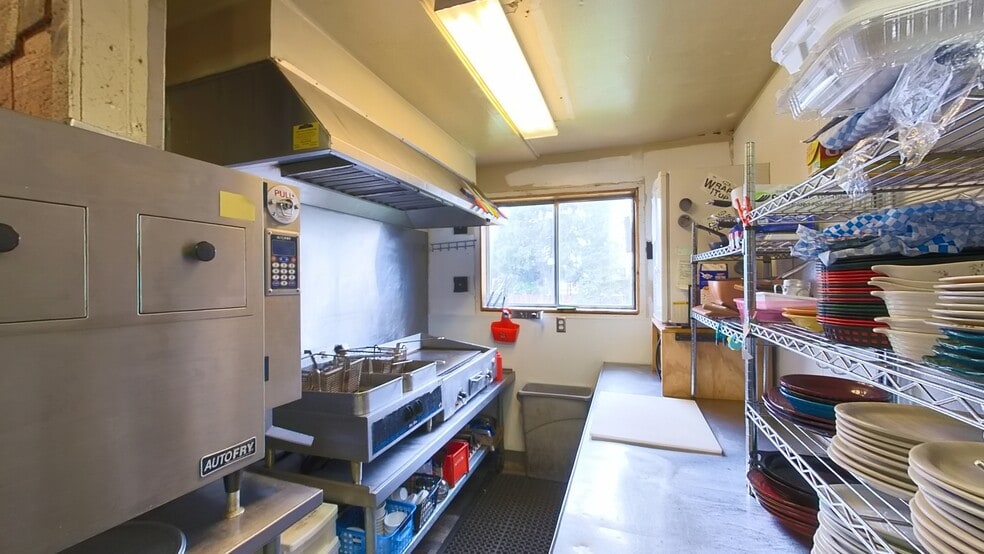More Photos Of 5588 Highway 8, Deary General Retail For Sale